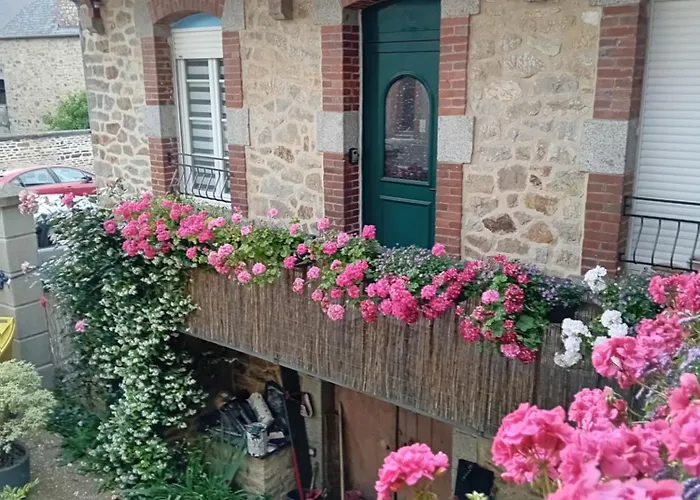 Les De Lyly * Pontorson